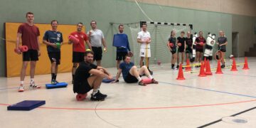 Die HG Elm bedankt sich beim REWE-Markt in Schöppenstedt